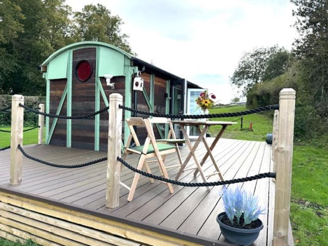 Ted'S Shed Apartment Bishop Auckland Exterior photo